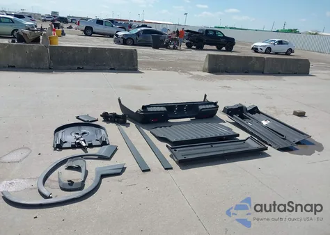 2020 Honda Ridgeline Rtl-E z USA, uszkodzony, nr VIN 5FPYK3F71LB022962